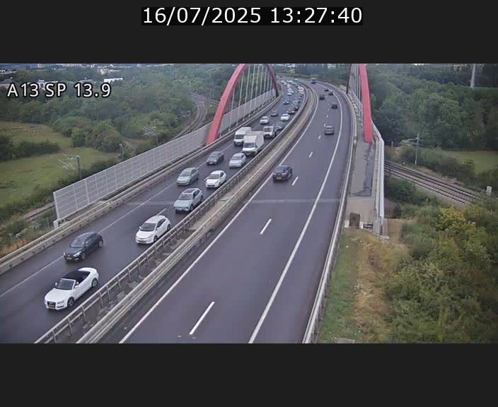 Traffic live webcam Luxembourg Kayl - A13 direction Esch-sur-Alzette/Luxembourg-ville - BK 13.9