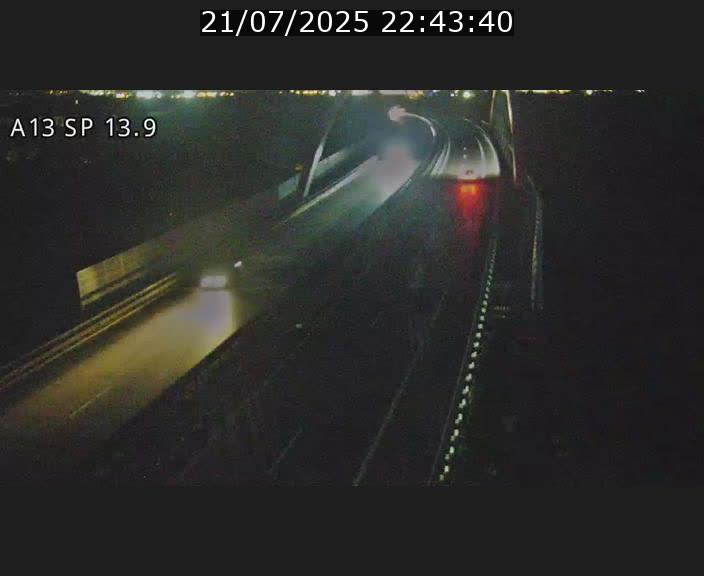 Traffic live webcam Luxembourg Kayl - A13 direction Esch-sur-Alzette/Luxembourg-ville - BK 13.9