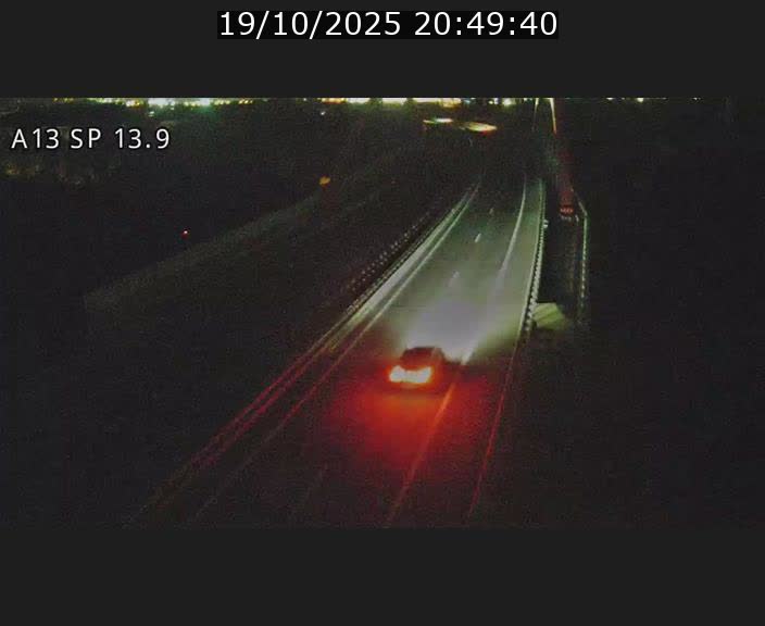 <h2>Traffic live webcam Luxembourg Kayl - A13 direction Esch-sur-Alzette/Luxembourg-ville - BK 13.9</h2>