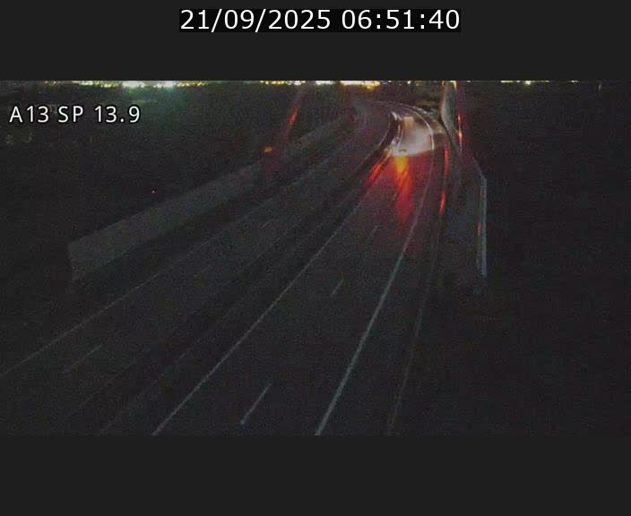 <h2>Traffic live webcam Luxembourg Kayl - A13 direction Esch-sur-Alzette/Luxembourg-ville - BK 13.9</h2>