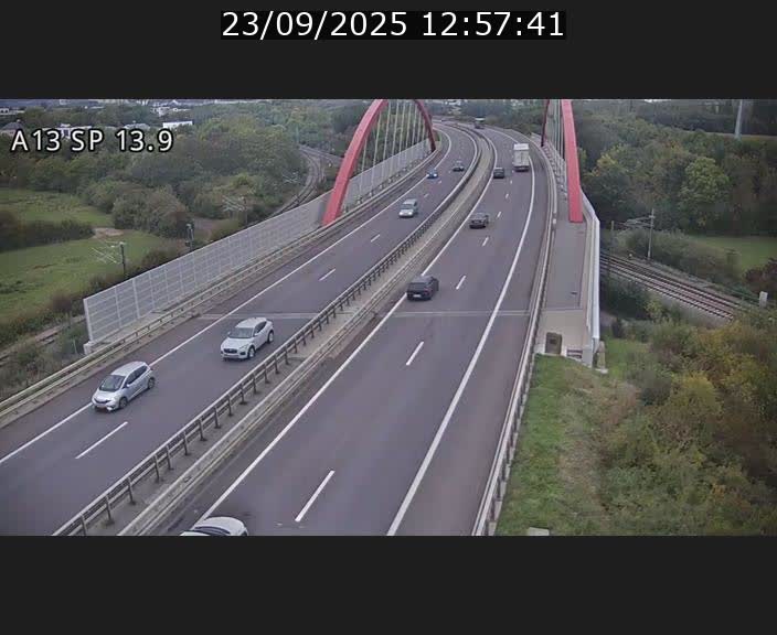 <h2>Traffic live webcam Luxembourg Kayl - A13 direction Esch-sur-Alzette/Luxembourg-ville - BK 13.9</h2>
