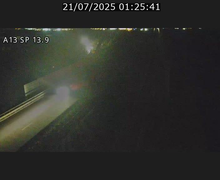 <h2>Traffic live webcam Luxembourg Kayl - A13 direction Esch-sur-Alzette/Luxembourg-ville - BK 13.9</h2>