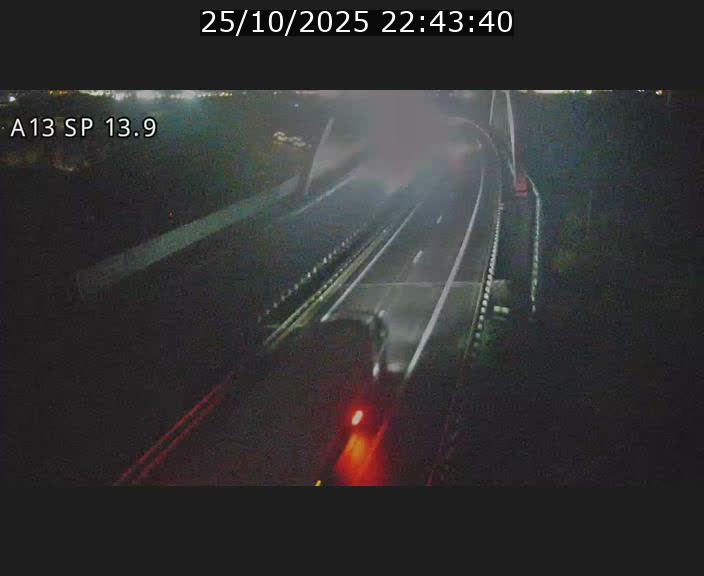 <h2>Traffic live webcam Luxembourg Kayl - A13 direction Esch-sur-Alzette/Luxembourg-ville - BK 13.9</h2>