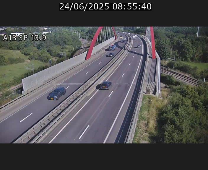 <h2>Traffic live webcam Luxembourg Kayl - A13 direction Esch-sur-Alzette/Luxembourg-ville - BK 13.9</h2>