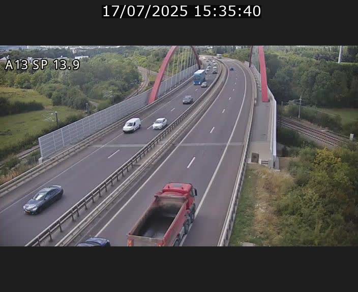 <h2>Traffic live webcam Luxembourg Kayl - A13 direction Esch-sur-Alzette/Luxembourg-ville - BK 13.9</h2>