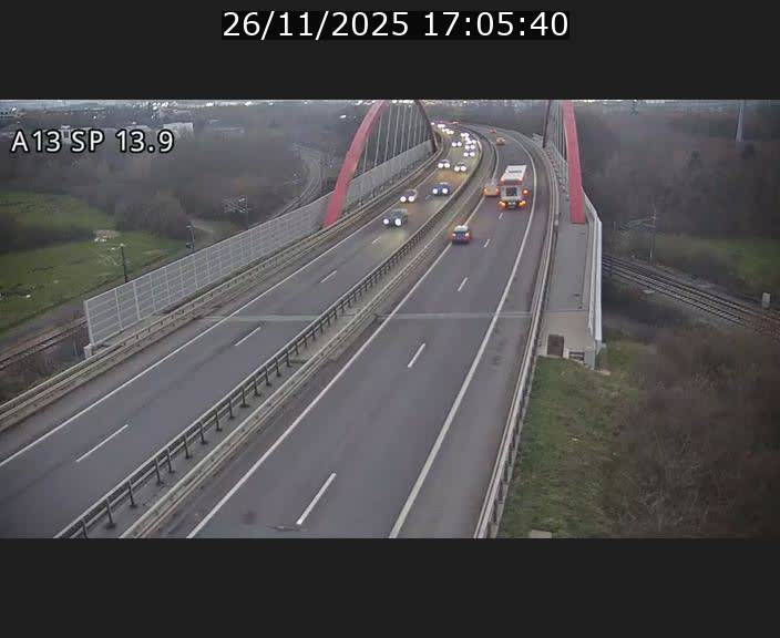 <h2>Traffic live webcam Luxembourg Kayl - A13 direction Esch-sur-Alzette/Luxembourg-ville - BK 13.9</h2>
