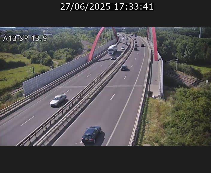 <h2>Traffic live webcam Luxembourg Kayl - A13 direction Esch-sur-Alzette/Luxembourg-ville - BK 13.9</h2>