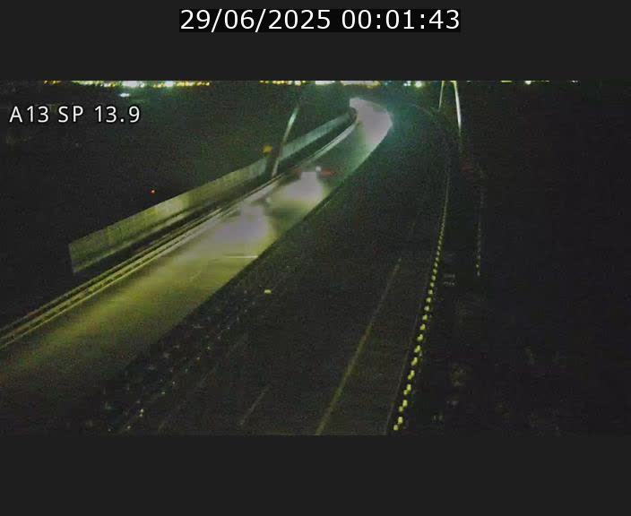 <h2>Traffic live webcam Luxembourg Kayl - A13 direction Esch-sur-Alzette/Luxembourg-ville - BK 13.9</h2>