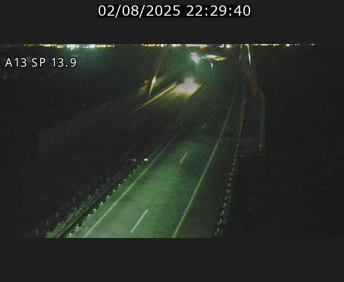 <h2>Traffic live webcam Luxembourg Kayl - A13 direction Esch-sur-Alzette/Luxembourg-ville - BK 13.9</h2>