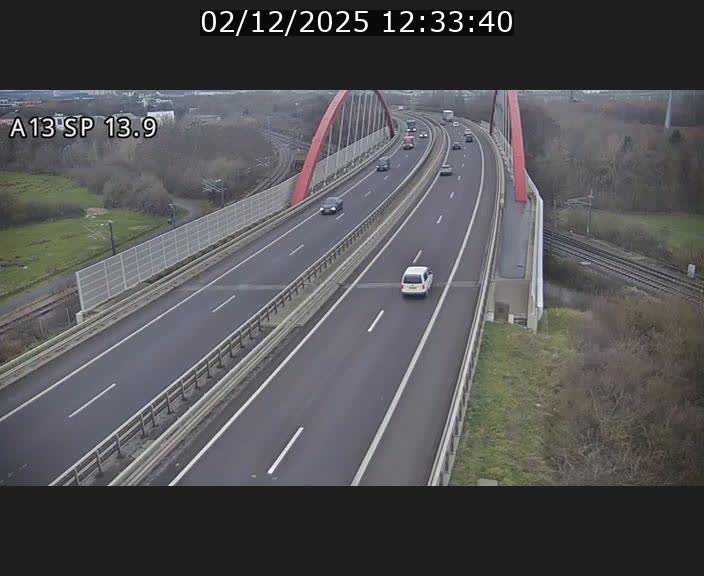 <h2>Traffic live webcam Luxembourg Kayl - A13 direction Esch-sur-Alzette/Luxembourg-ville - BK 13.9</h2>