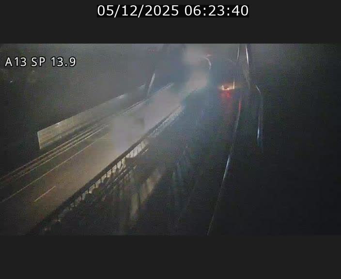 <h2>Traffic live webcam Luxembourg Kayl - A13 direction Esch-sur-Alzette/Luxembourg-ville - BK 13.9</h2>