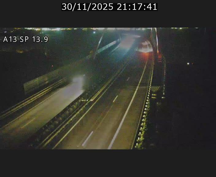 <h2>Traffic live webcam Luxembourg Kayl - A13 direction Esch-sur-Alzette/Luxembourg-ville - BK 13.9</h2>