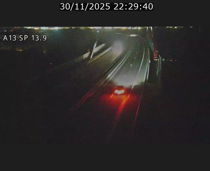 <h2>Traffic live webcam Luxembourg Kayl - A13 direction Esch-sur-Alzette/Luxembourg-ville - BK 13.9</h2>