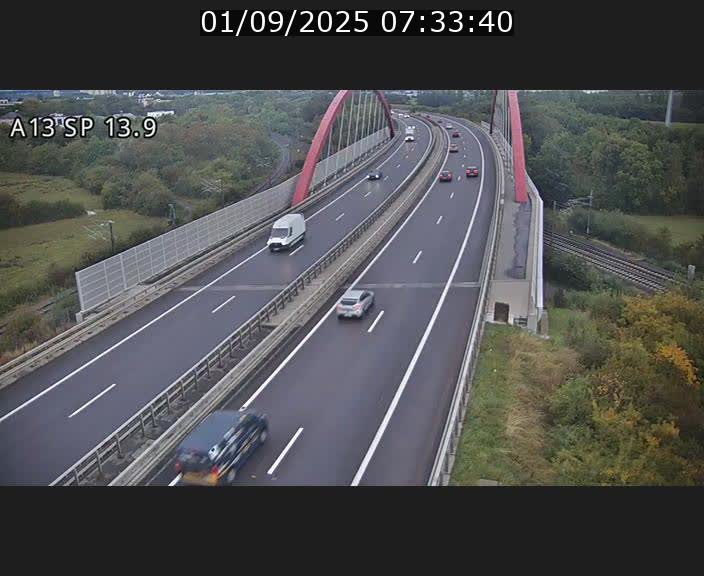 <h2>Traffic live webcam Luxembourg Kayl - A13 direction Esch-sur-Alzette/Luxembourg-ville - BK 13.9</h2>
