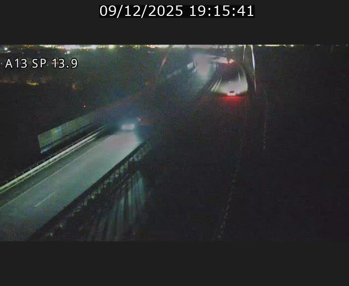 <h2>Traffic live webcam Luxembourg Kayl - A13 direction Esch-sur-Alzette/Luxembourg-ville - BK 13.9</h2>