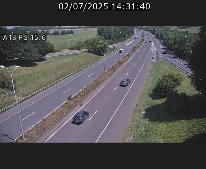 <h2>Traffic live webcam Luxembourg Kayl - A13 direction Dudelange - BK 15.6</h2>