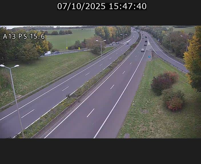 <h2>Traffic live webcam Luxembourg Kayl - A13 direction Dudelange - BK 15.6</h2>