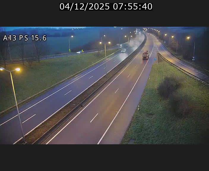 <h2>Traffic live webcam Luxembourg Kayl - A13 direction Dudelange - BK 15.6</h2>
