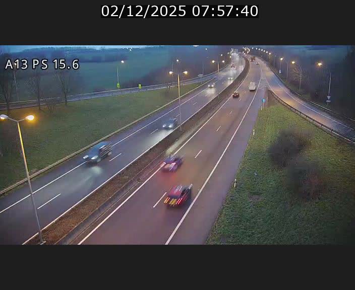 <h2>Traffic live webcam Luxembourg Kayl - A13 direction Dudelange - BK 15.6</h2>