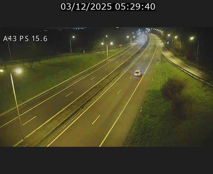 <h2>Traffic live webcam Luxembourg Kayl - A13 direction Dudelange - BK 15.6</h2>