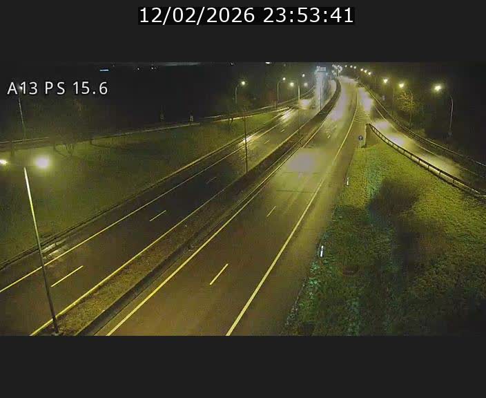 <h2>Traffic live webcam Luxembourg Kayl - A13 direction Dudelange - BK 15.6</h2>