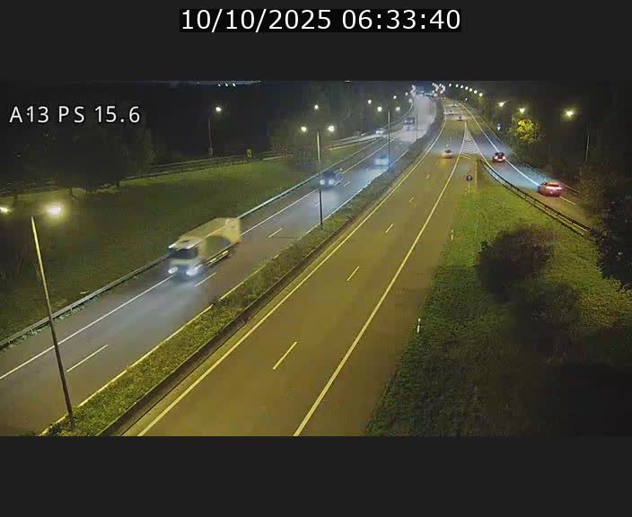 <h2>Traffic live webcam Luxembourg Kayl - A13 direction Dudelange - BK 15.6</h2>