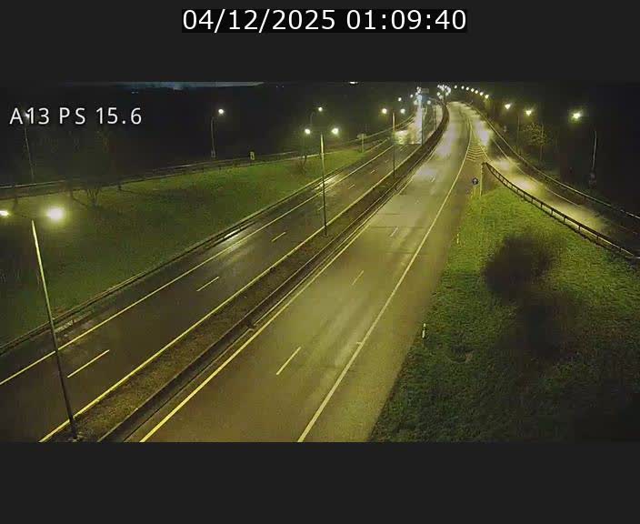 <h2>Traffic live webcam Luxembourg Kayl - A13 direction Dudelange - BK 15.6</h2>