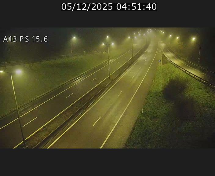 <h2>Traffic live webcam Luxembourg Kayl - A13 direction Dudelange - BK 15.6</h2>