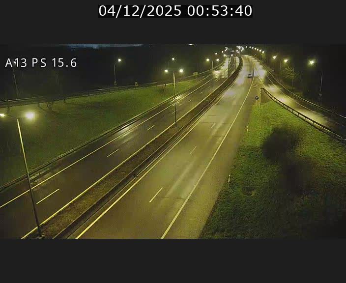<h2>Traffic live webcam Luxembourg Kayl - A13 direction Dudelange - BK 15.6</h2>