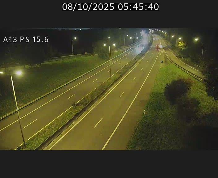 <h2>Traffic live webcam Luxembourg Kayl - A13 direction Dudelange - BK 15.6</h2>