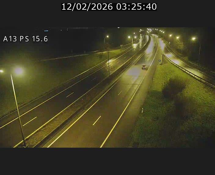 <h2>Traffic live webcam Luxembourg Kayl - A13 direction Dudelange - BK 15.6</h2>