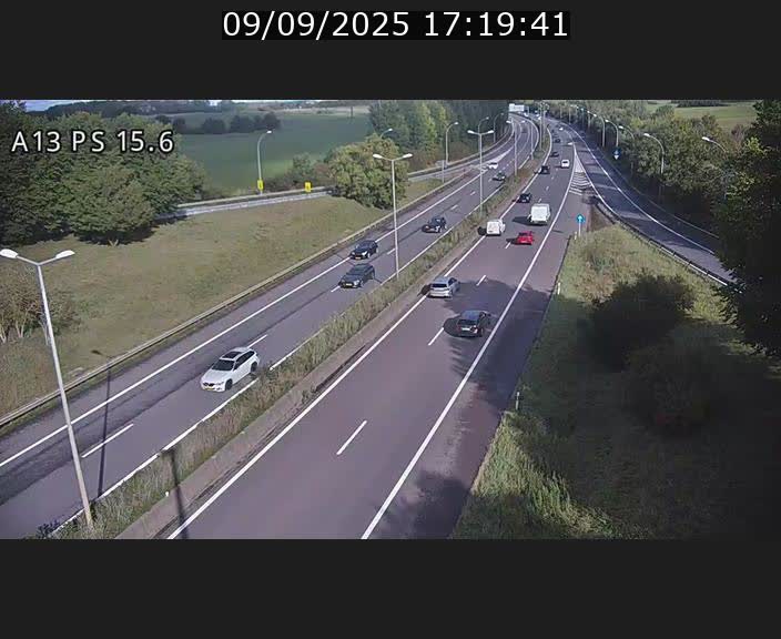 <h2>Traffic live webcam Luxembourg Kayl - A13 direction Dudelange - BK 15.6</h2>