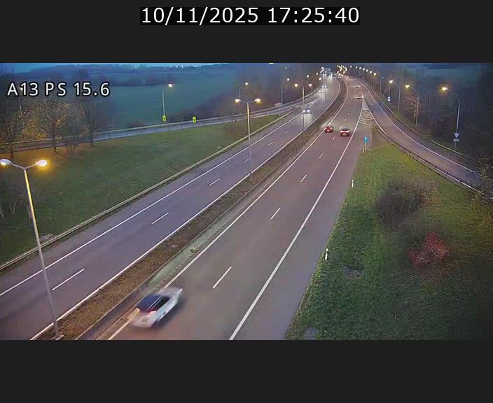 Traffic live webcam Luxembourg Kayl - A13 direction Dudelange - BK 15.6