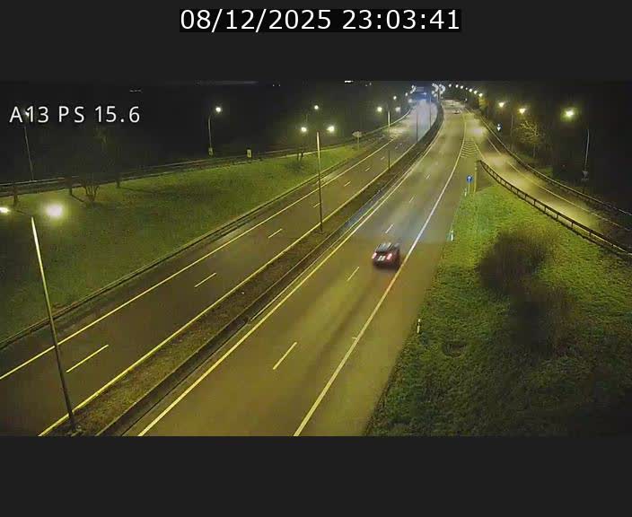 <h2>Traffic live webcam Luxembourg Kayl - A13 direction Dudelange - BK 15.6</h2>