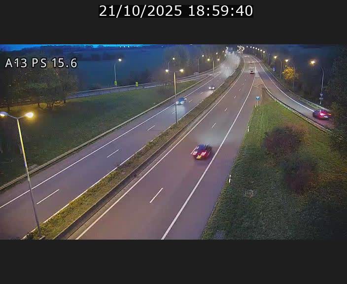 <h2>Traffic live webcam Luxembourg Kayl - A13 direction Dudelange - BK 15.6</h2>