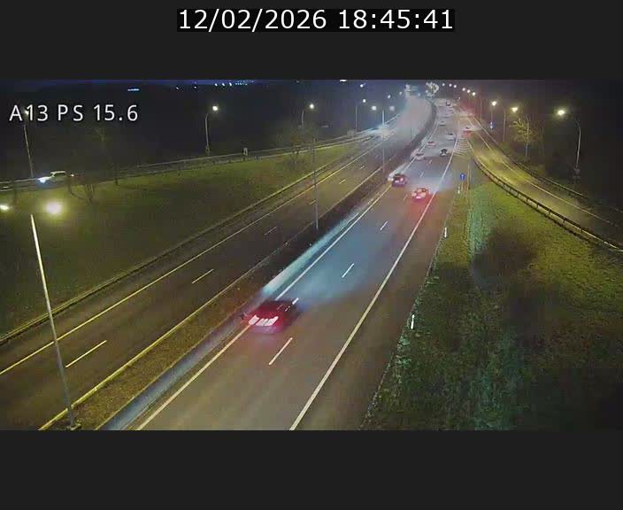 <h2>Traffic live webcam Luxembourg Kayl - A13 direction Dudelange - BK 15.6</h2>