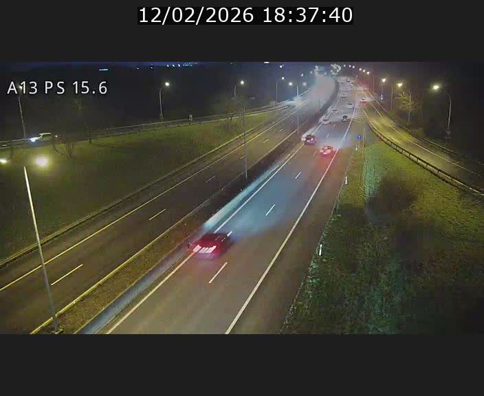 <h2>Traffic live webcam Luxembourg Kayl - A13 direction Dudelange - BK 15.6</h2>
