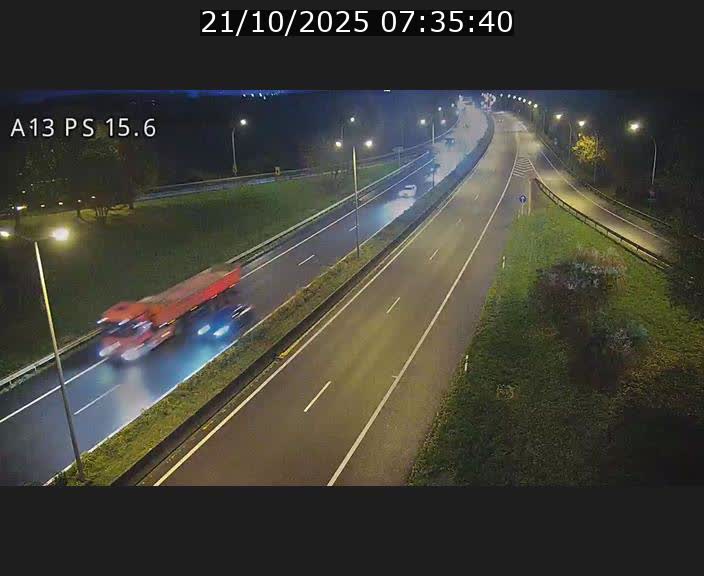 <h2>Traffic live webcam Luxembourg Kayl - A13 direction Dudelange - BK 15.6</h2>