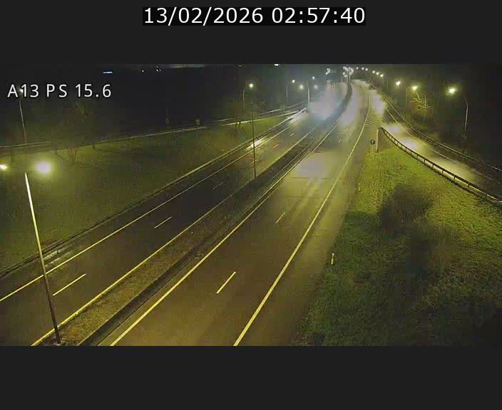<h2>Traffic live webcam Luxembourg Kayl - A13 direction Dudelange - BK 15.6</h2>
