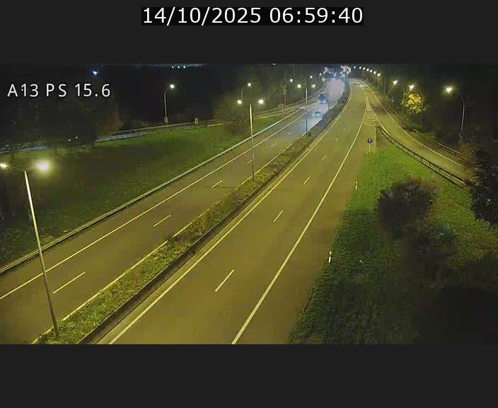 <h2>Traffic live webcam Luxembourg Kayl - A13 direction Dudelange - BK 15.6</h2>
