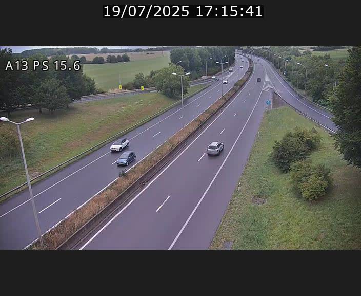 <h2>Traffic live webcam Luxembourg Kayl - A13 direction Dudelange - BK 15.6</h2>