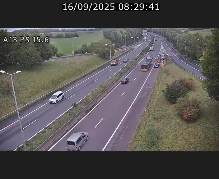 <h2>Traffic live webcam Luxembourg Kayl - A13 direction Dudelange - BK 15.6</h2>