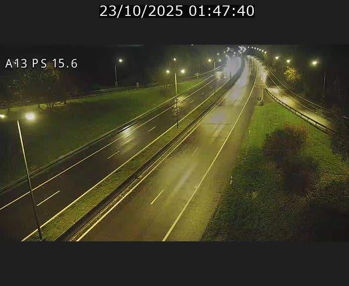 <h2>Traffic live webcam Luxembourg Kayl - A13 direction Dudelange - BK 15.6</h2>