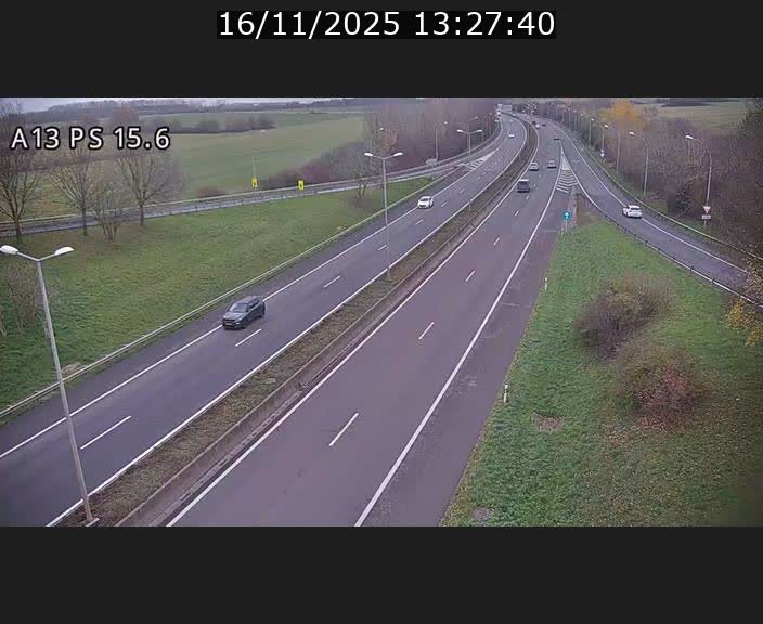 <h2>Traffic live webcam Luxembourg Kayl - A13 direction Dudelange - BK 15.6</h2>
