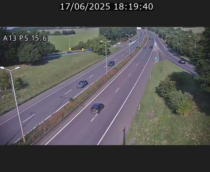 Traffic live webcam Luxembourg Kayl - A13 direction Dudelange - BK 15.6