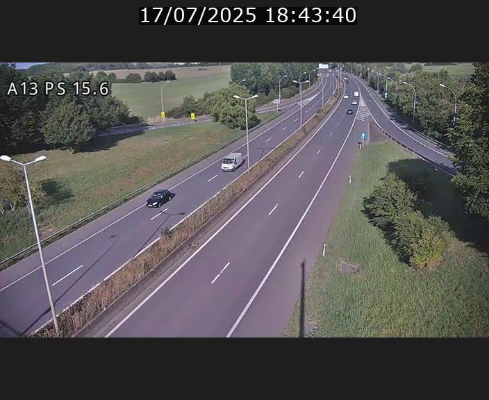 <h2>Traffic live webcam Luxembourg Kayl - A13 direction Dudelange - BK 15.6</h2>