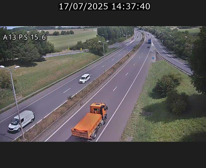 <h2>Traffic live webcam Luxembourg Kayl - A13 direction Dudelange - BK 15.6</h2>