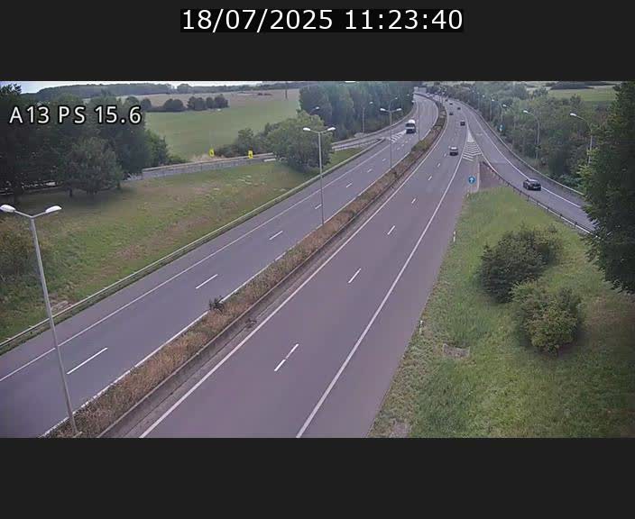 <h2>Traffic live webcam Luxembourg Kayl - A13 direction Dudelange - BK 15.6</h2>