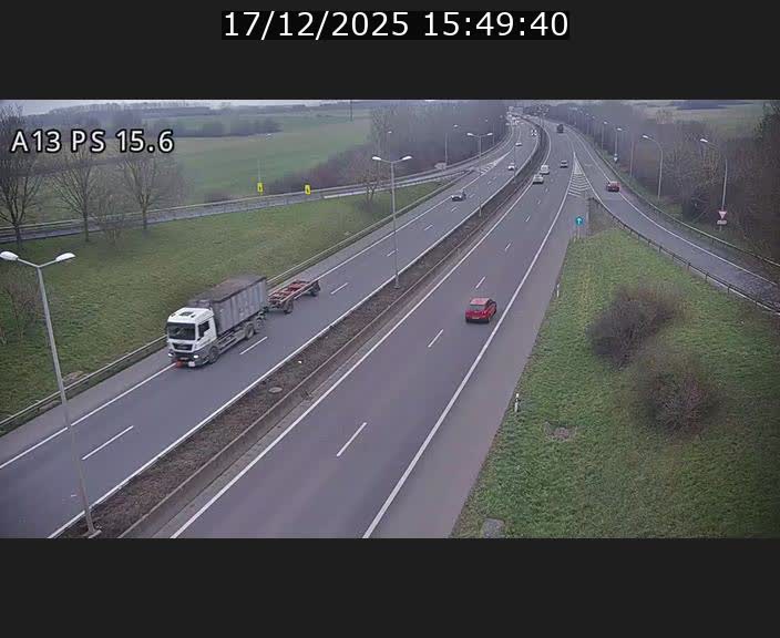 <h2>Traffic live webcam Luxembourg Kayl - A13 direction Dudelange - BK 15.6</h2>