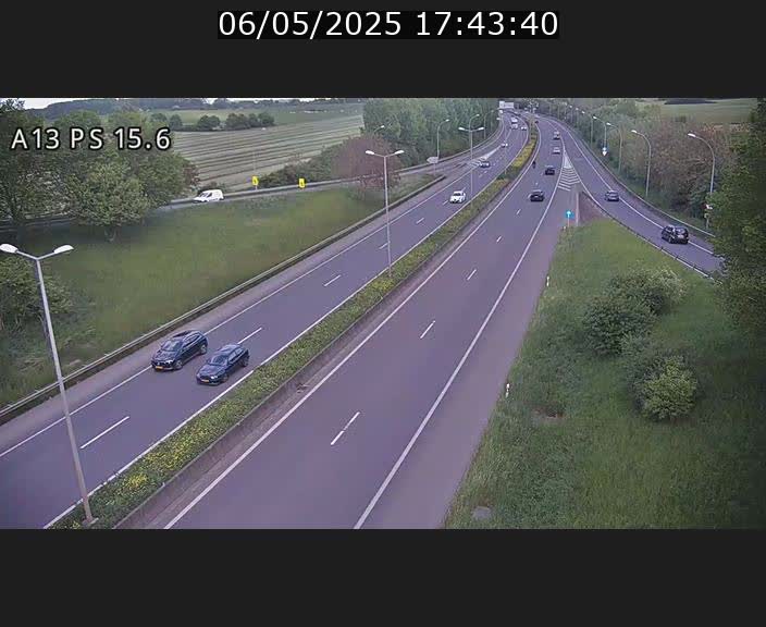 Traffic live webcam Luxembourg Kayl - A13 direction Dudelange - BK 15.6